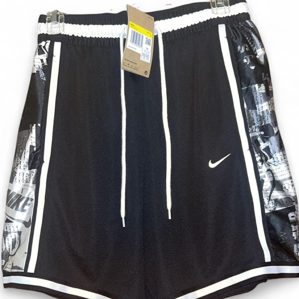 Nike Dri-FIT Basketball Shorts Black Graphic Men’s Small NWT $39.99
